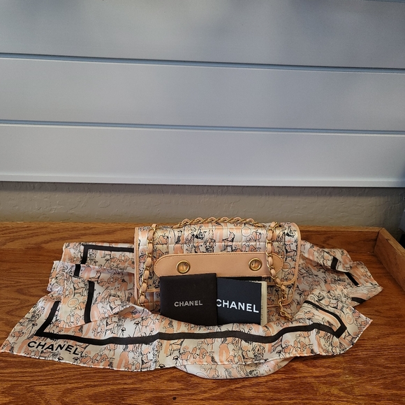 Chanel Vintage flap bag with matching scarf(sold on eBay) - Picture 7 of 16